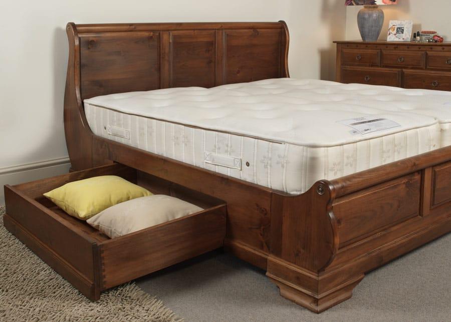 Sleigh Bed with Storage Drawers